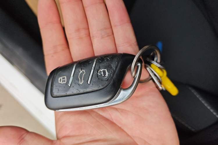 Used Roewe i5 2019 1.5L Automatic 4G Connected Langyue Edition Vehicle Key