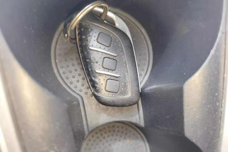 Used Roewe i5 2019 1.5L Automatic 4G Connected Langhao Edition Vehicle Key