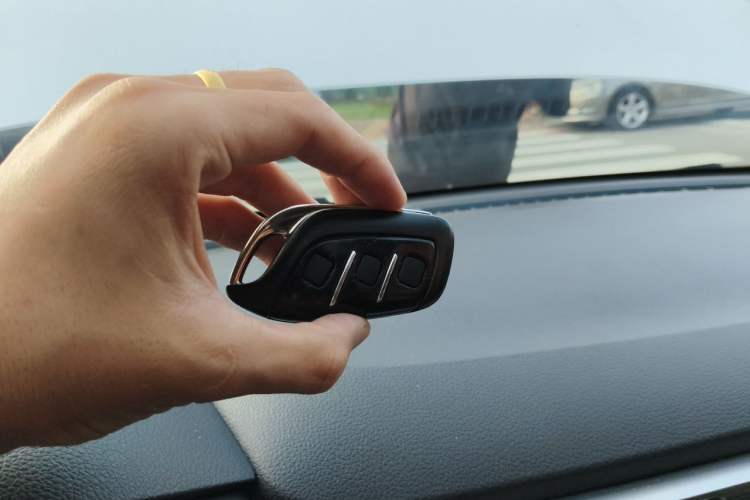 Used Roewe i5 2019 1.5L Manual 4G Connect Leehao Flagship Edition Vehicle Key