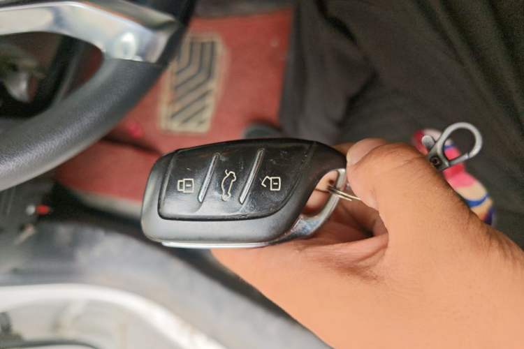 Used Roewe i5 2019 1.5L Automatic 4G Connected Langyue Edition Vehicle Key