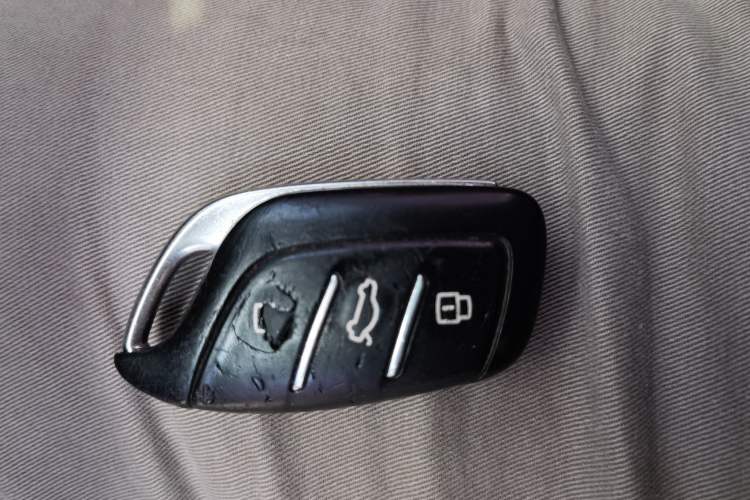 Used Roewe i5 2019 1.5L Manual 4G Connectable Langhao Edition Vehicle Key