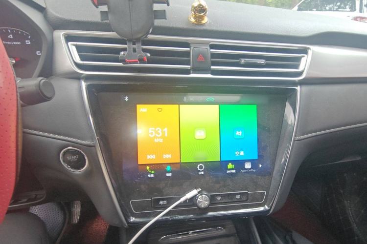 Used Roewe i5 2019 1.5L Automatic 4G Connected Langhao Edition Audio And AC Panel