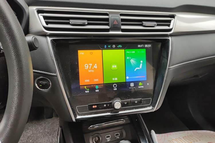 Used Roewe i5 2019 1.5L Automatic 4G Connected Langhao Edition Audio And AC Panel