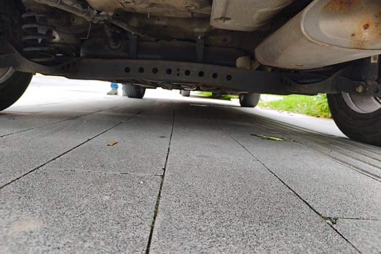 Used Roewe i5 2019 1.5L Automatic 4G Connected Langhao Edition Chassis Rear