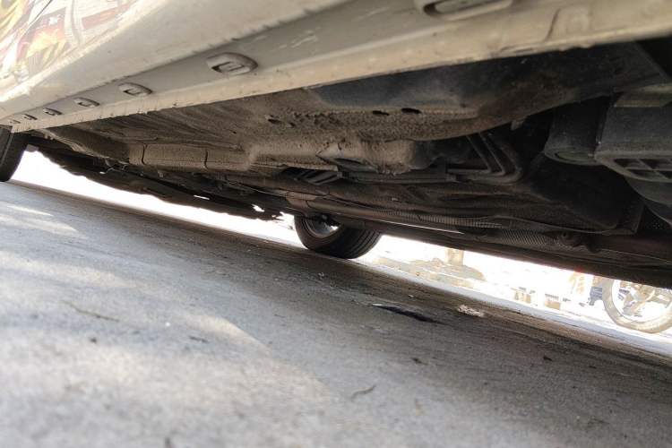 Used Roewe i5 2019 1.5L Automatic 4G Connected Langyue Edition Chassis Rear Left