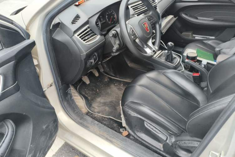 Used Roewe i5 2019 1.5L Manual 4G Connectable Langhao Edition Driver Seat