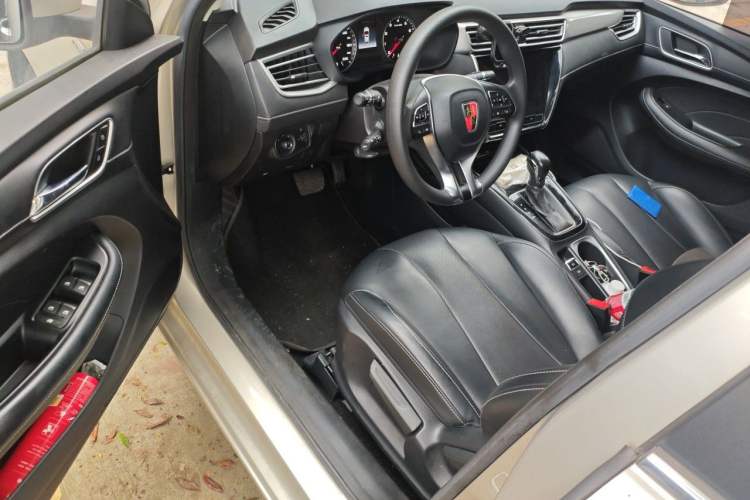 Used Roewe i5 2019 1.5L Automatic 4G Connected Langhao Edition Driver Seat