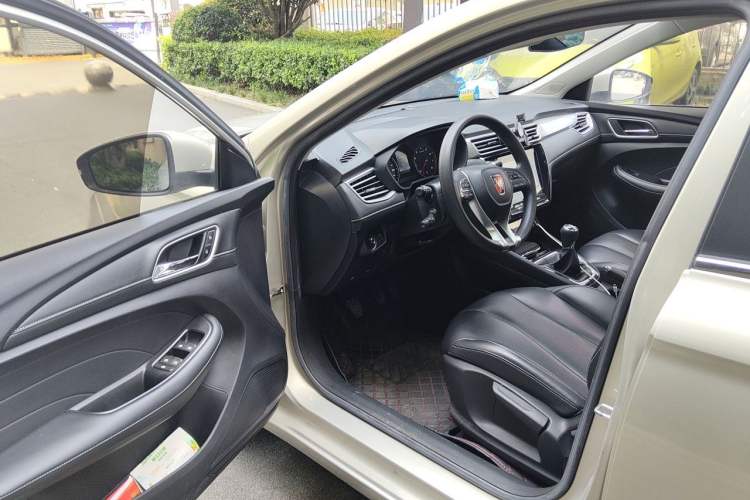 Used Roewe i5 2019 1.5L Manual 4G Connectable Langhao Edition Driver Seat