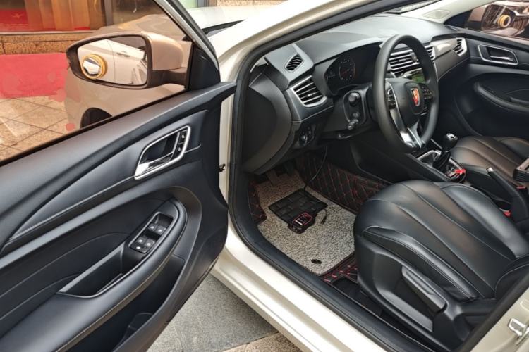 Used Roewe i5 2019 1.5L Manual 4G Connectable Langhao Edition Driver Seat