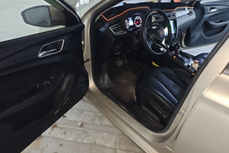 Used Roewe i5 2019 1.5L Automatic 4G Connected Langhao Edition Driver Seat