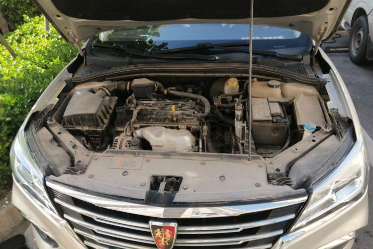 Used Roewe i5 2019 1.5L Automatic 4G Connected Langyue Edition Engine Bay