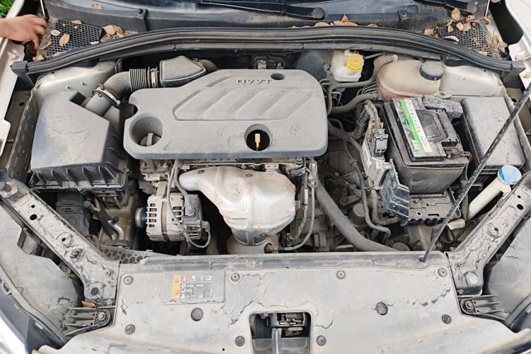 Used Roewe i5 2019 1.5L Automatic 4G Connected Langhao Edition Engine Bay