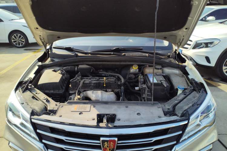 Used Roewe i5 2019 1.5L Automatic 4G Connected Linghao Edition Engine Bay