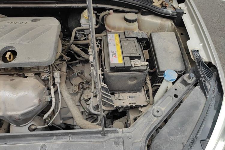 Used Roewe i5 2019 1.5L Automatic 4G Connected Langhao Edition Engine Bay Left