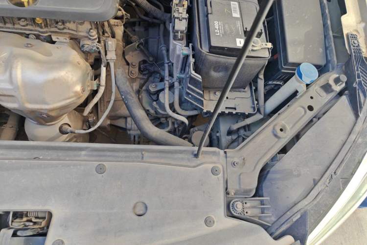 Used Roewe i5 2019 1.5L Automatic 4G Connected Langhao Edition Engine Bay Left