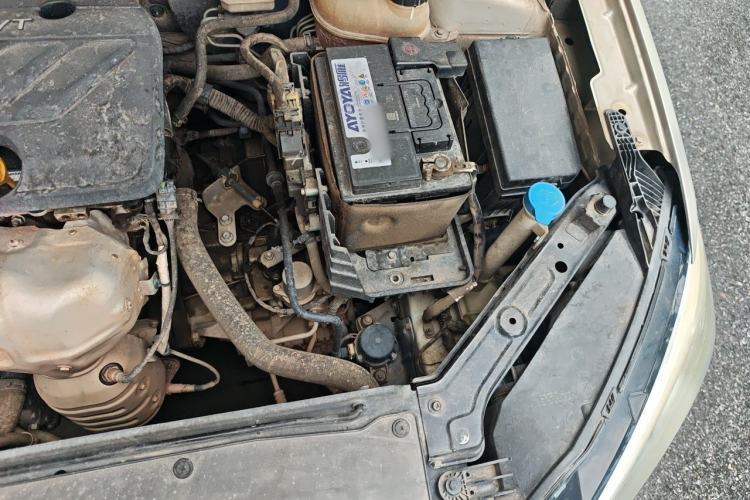 Used Roewe i5 2019 1.5L Automatic 4G Connected Linghao Flagship Edition Engine Bay Left
