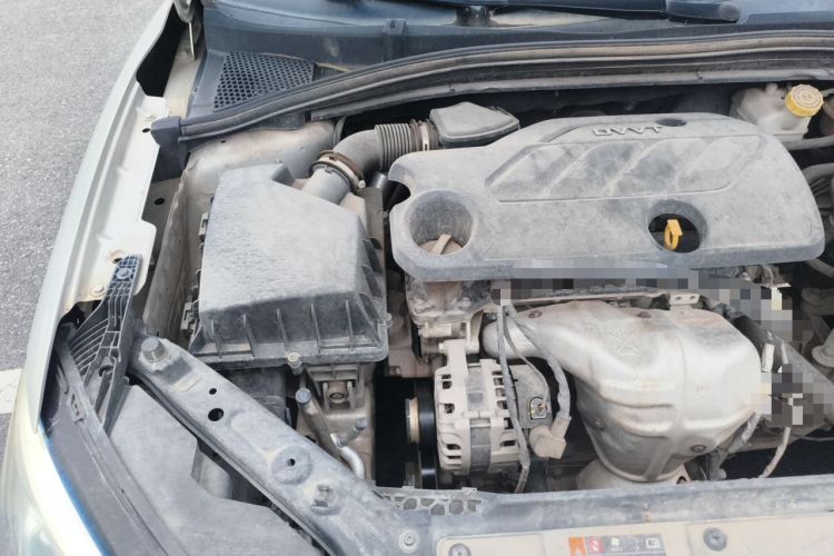 Used Roewe i5 2019 1.5L Manual 4G Connectable Langhao Edition Engine Bay Right