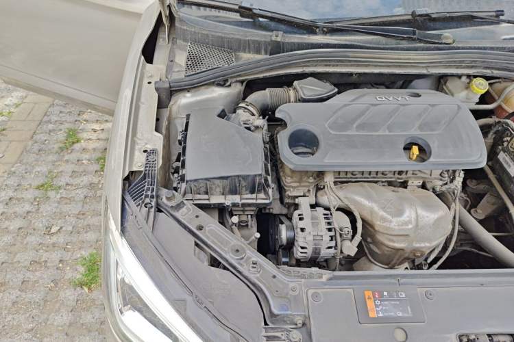 Used Roewe i5 2019 1.5L Manual 4G Connect Leehao Flagship Edition Engine Bay Right