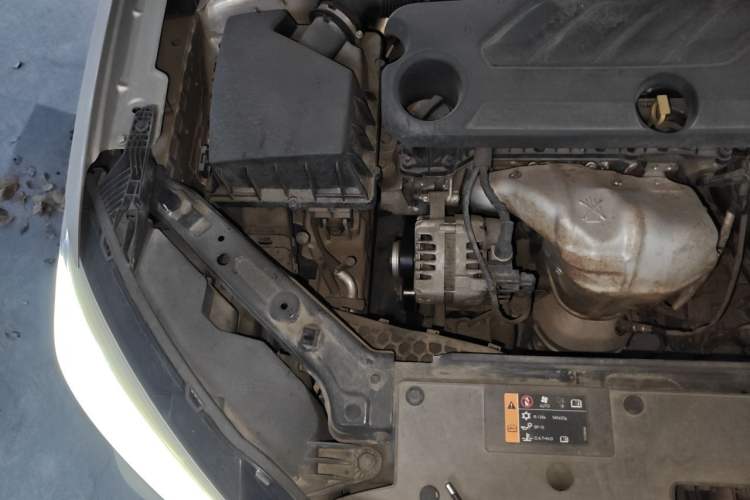 Used Roewe i5 2019 1.5L Automatic 4G Connected Langhao Edition Engine Bay Right