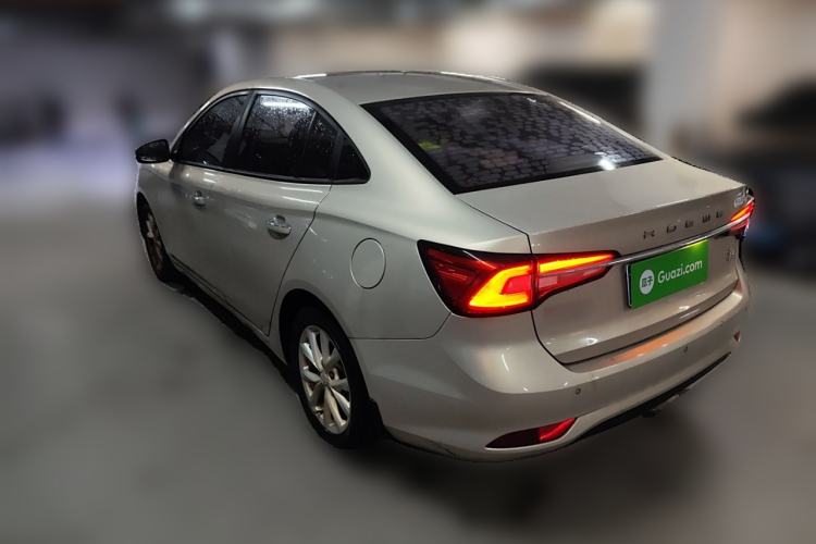 Used Roewe i5 2019 1.5L Manual 4G Connected Langyue Edition Exterior 3