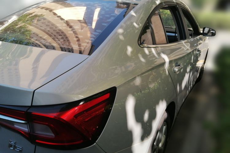 Used Roewe i5 2019 1.5L Automatic 4G Connected Langyue Edition Exterior 5