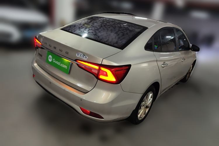 Used Roewe i5 2019 1.5L Manual 4G Connected Langyue Edition Exterior 5