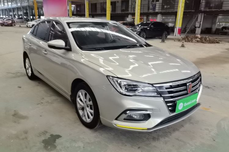 Used Roewe i5 2019 1.5L Automatic 4G Connected Langyue Edition Front Right 45 Deg