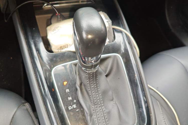 Used Roewe i5 2019 1.5L Automatic 4G Connected Langhao Edition Gear Lever