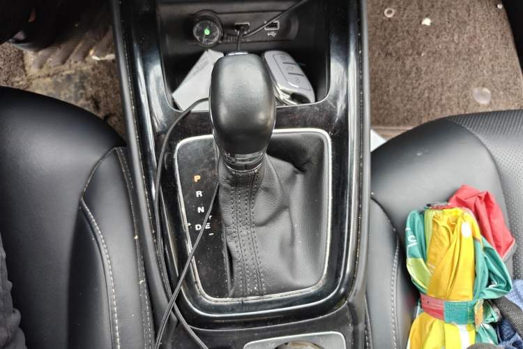 Used Roewe i5 2019 1.5L Automatic 4G Connected Langhao Edition Gear Lever