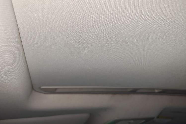 Used Roewe i5 2019 1.5L Automatic 4G Connected Langhao Edition Headliner