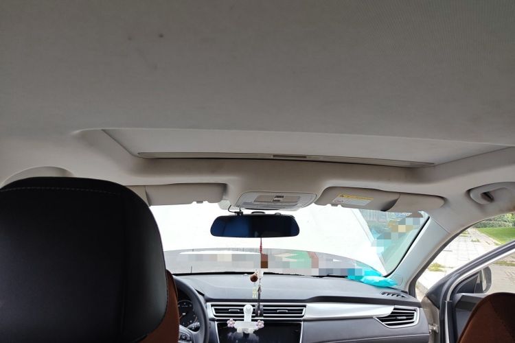 Used Roewe i5 2019 1.5L Automatic 4G Connected Langhao Edition Headliner