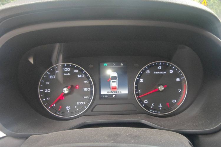 Used Roewe i5 2019 1.5L Automatic 4G Connected Langhao Edition Instrument Cluster