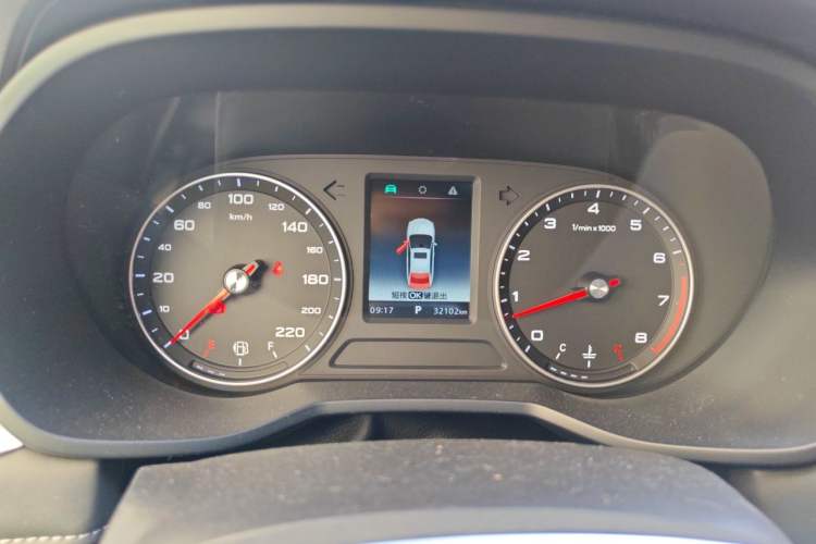 Used Roewe i5 2019 1.5L Automatic 4G Connected Langhao Edition Instrument Cluster