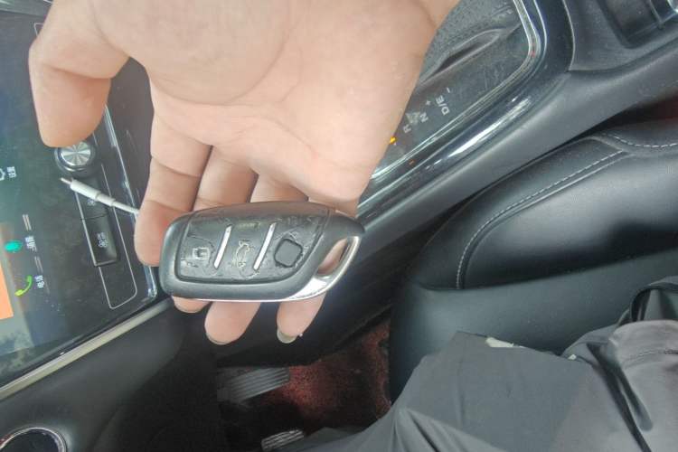 Used Roewe i5 2019 1.5L Automatic 4G Connected Langhao Edition Interior 1