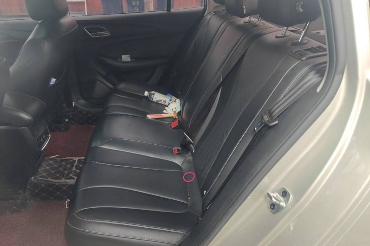 Used Roewe i5 2019 1.5L Automatic 4G Connected Langhao Edition Interior 4