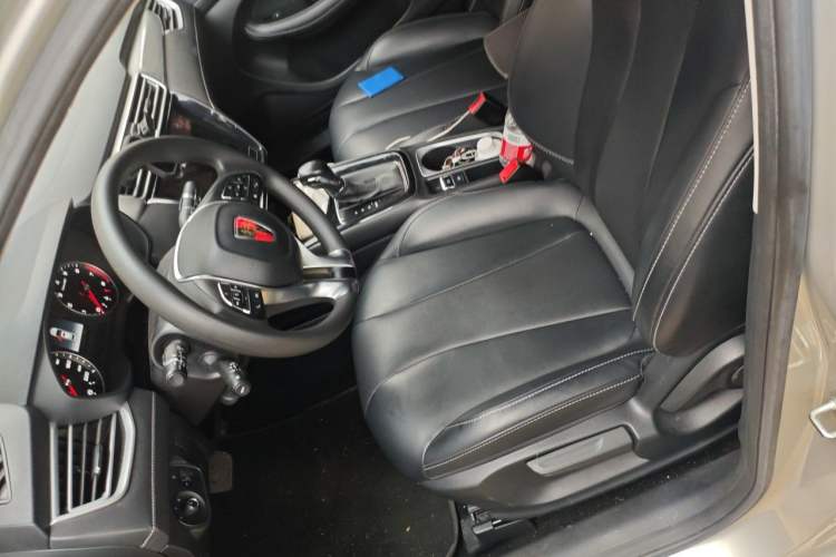 Used Roewe i5 2019 1.5L Automatic 4G Connected Langhao Edition Left Front Seat
