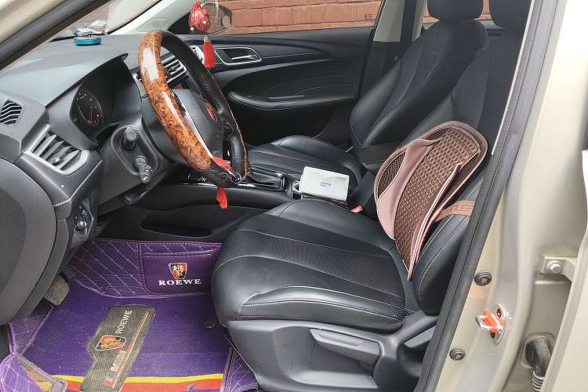 Used Roewe i5 2019 1.5L Automatic 4G Connected Langhao Edition Left Front Seat