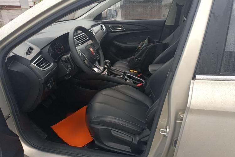Used Roewe i5 2019 1.5L Automatic 4G Connected Langhao Edition Left Front Seat