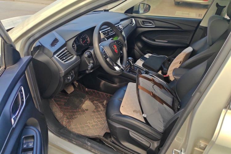 Used Roewe i5 2019 1.5L Automatic 4G Connected Langhao Edition Left Front Seat