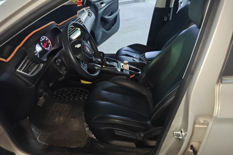 Used Roewe i5 2019 1.5L Automatic 4G Connected Langhao Edition Left Front Seat