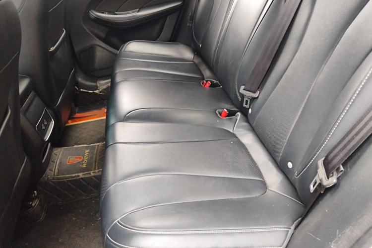 Used Roewe i5 2019 1.5L Automatic 4G Connected Langhao Edition Left Rear Seat