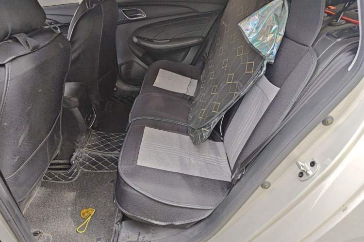 Used Roewe i5 2019 1.5L Manual 4G Connect Leehao Flagship Edition Left Rear Seat