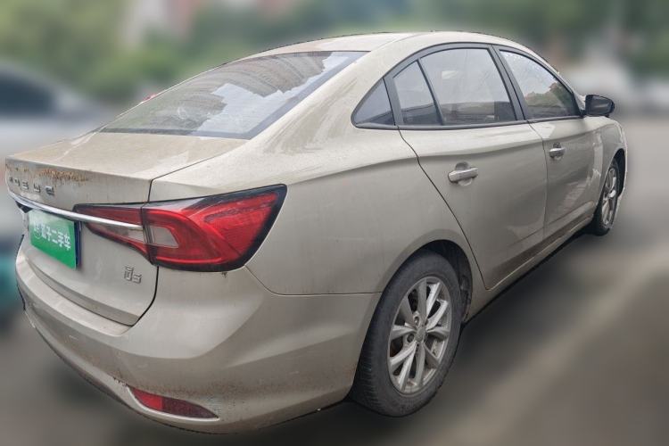 Used Roewe i5 2019 1.5L Manual 4G Connected Langyue Edition Rear Right 45 Deg