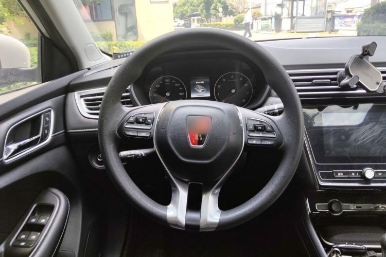Used Roewe i5 2019 1.5L Manual 4G Connectable Langhao Edition Steering Wheel
