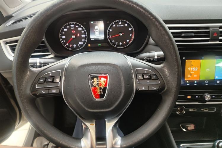 Used Roewe i5 2019 1.5L Manual 4G Connect Leehao Flagship Edition Steering Wheel
