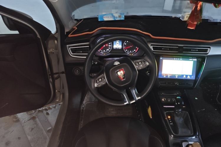 Used Roewe i5 2019 1.5L Automatic 4G Connected Langhao Edition Steering Wheel