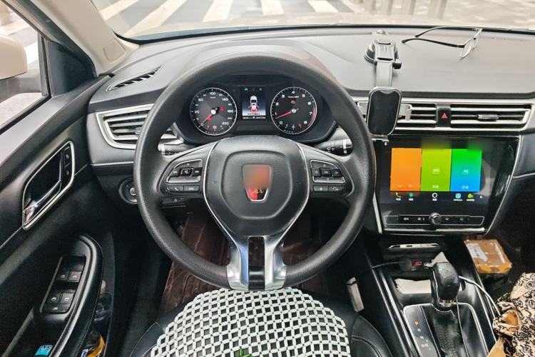 Used Roewe i5 2019 1.5L Automatic 4G Connected Linghao Flagship Edition Steering Wheel