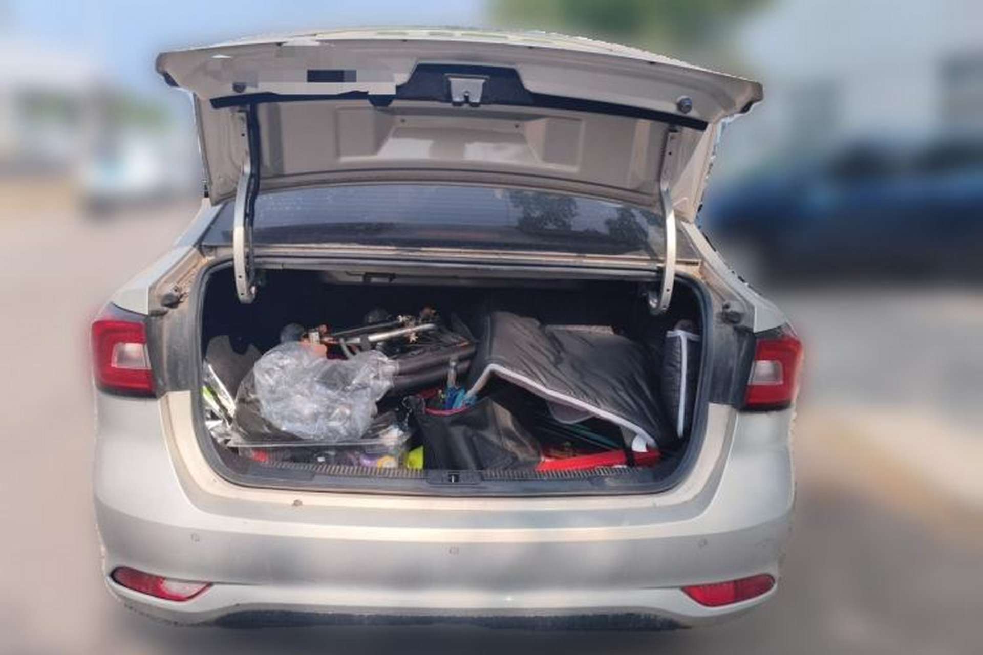 Used Roewe i5 2019 1.5L Automatic 4G Connected Langhao Edition Trunk