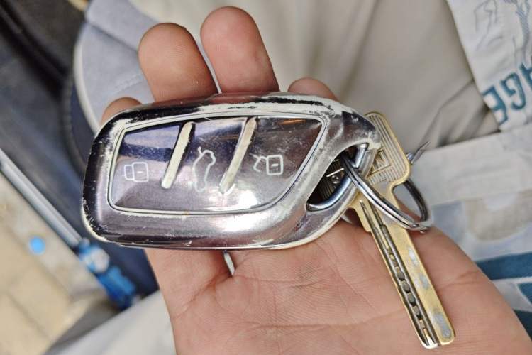 Used Roewe i5 2019 1.5L Manual 4G Connect Leehao Flagship Edition Vehicle Key