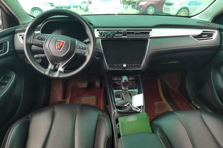 Used Roewe i5 2020 1.5L Automatic 4G Connect Luxury Flagship Edition Center Console